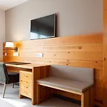 Montanya 4*