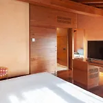 Hotel Montanya