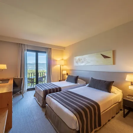 Hotel Montanya 4*