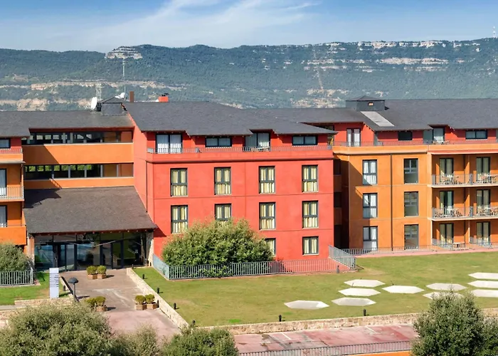 Montanya Hotel 4*