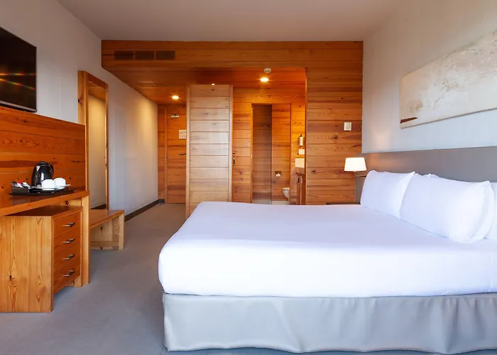 Hotel Montanya 4*