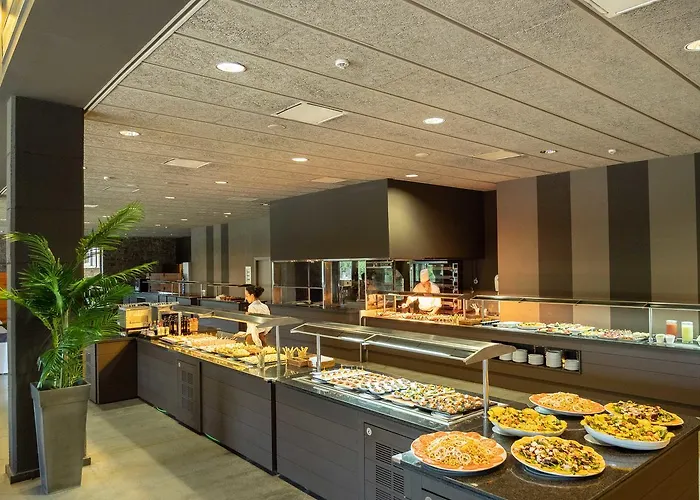 Montanya Hotel 4*