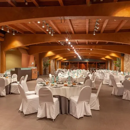 Montanyà Hotel&lodge 4*