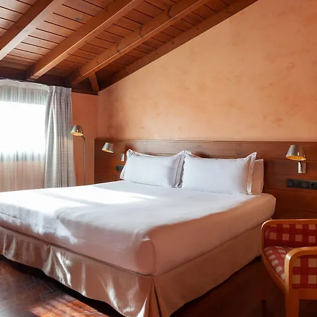 Hotel Montanyà Hotel&lodge 4*