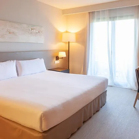 Montanya Hotel