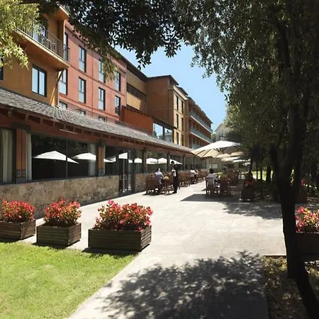 Hotel Montanya
